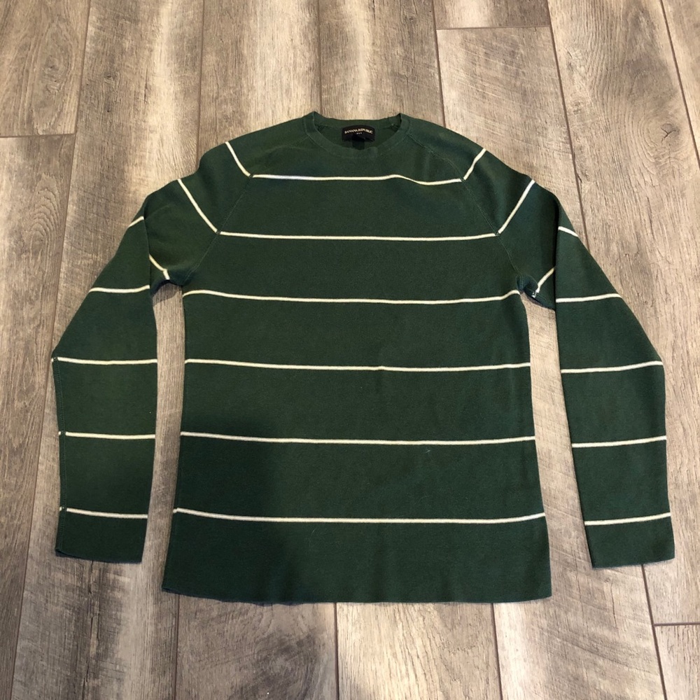 Banana Republic Men’s Crew Neck Sweater